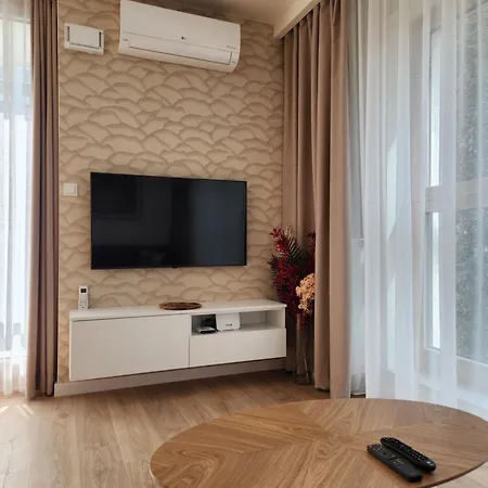 Apartamento Premium Chmielna Duo Near Tower Zlote Tarasy Parking Varsóvia