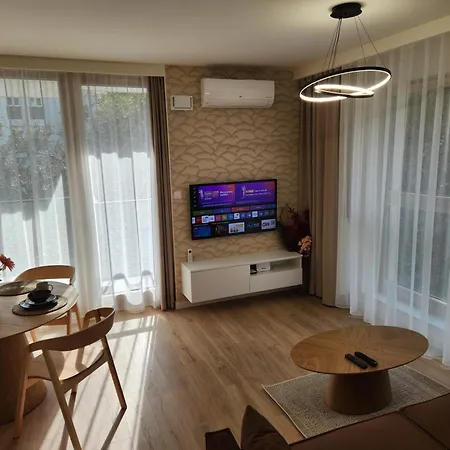 Premium Chmielna Duo Near Tower Zlote Tarasy Parking Apartamento
